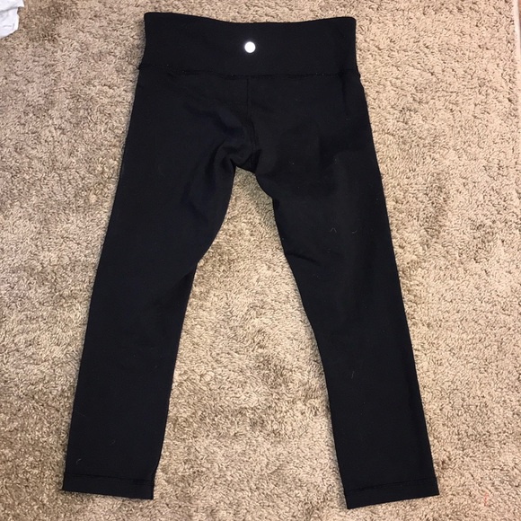 cropped black lulu leggings - Picture 2 of 3